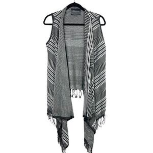 Paper Crane Gray White Chevron Stripe Open Front Hi Low Sleeveless Sweater Small